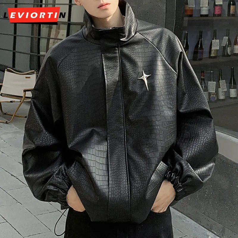 

Spliced PU Leather Jacket Mens Autumn Winter Casual Streetwear Y2K Letter Steel Stamp Design Lapel Loose Jacket Unisex