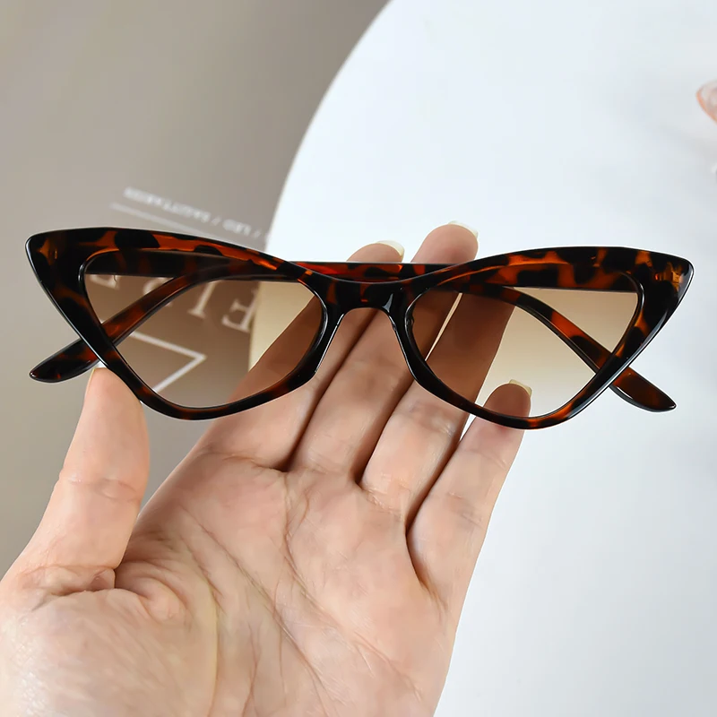 1/4pcs Small Frame Cat's Eye Sunglasses Vintage Leopard Sunglasses Fashion Modern Eyewear Hawaiian Beach Decor Wedding Supplies