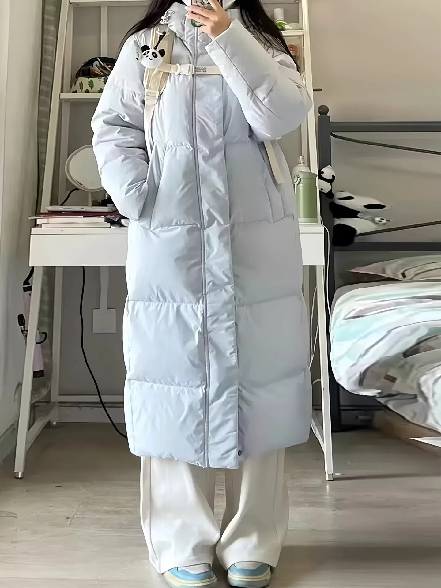 

Корейская женская зимняя куртка свободного кроя средней длины с капюшоном, утепленная хлопковая подкладкой, на молнии, с длинными рукавами