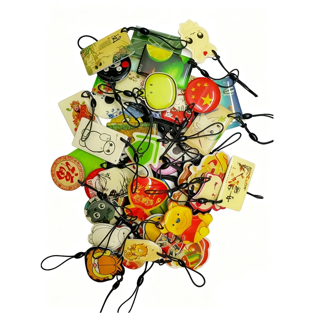 100Pcs/set Random Pattern UID RFID Tag keyfob 13.56MHz IC Rewritable Access Key Cards Security