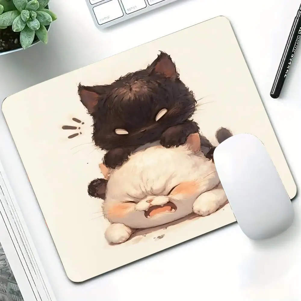 

Fighting Kitten Small Mouse Pad Gaming Laptop Mousepad Gamer Carpet Keyboard Mat Desk Protector Anime Cartoon Mause Pads 18X22CM