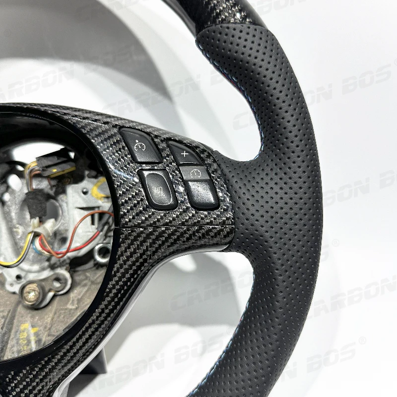Made of real black carbon fiber perforated leather top-grade customized steering wheel suitable for BMW E46 classic model