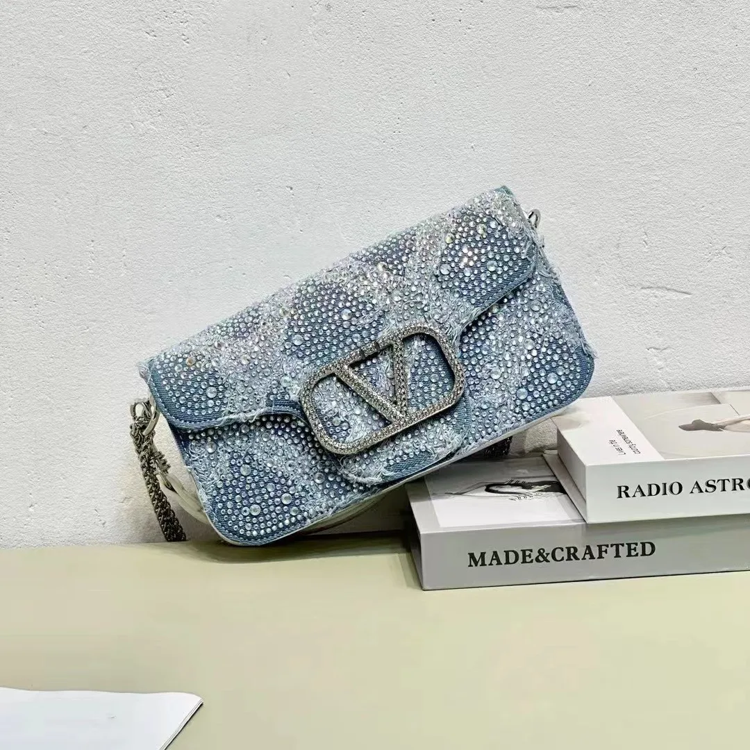 

Вечерняя сумка из денима со стразами 2026 года, трансформируемая, с цепочкой, в дизайнерском стиле, модная, подарок для женщин
