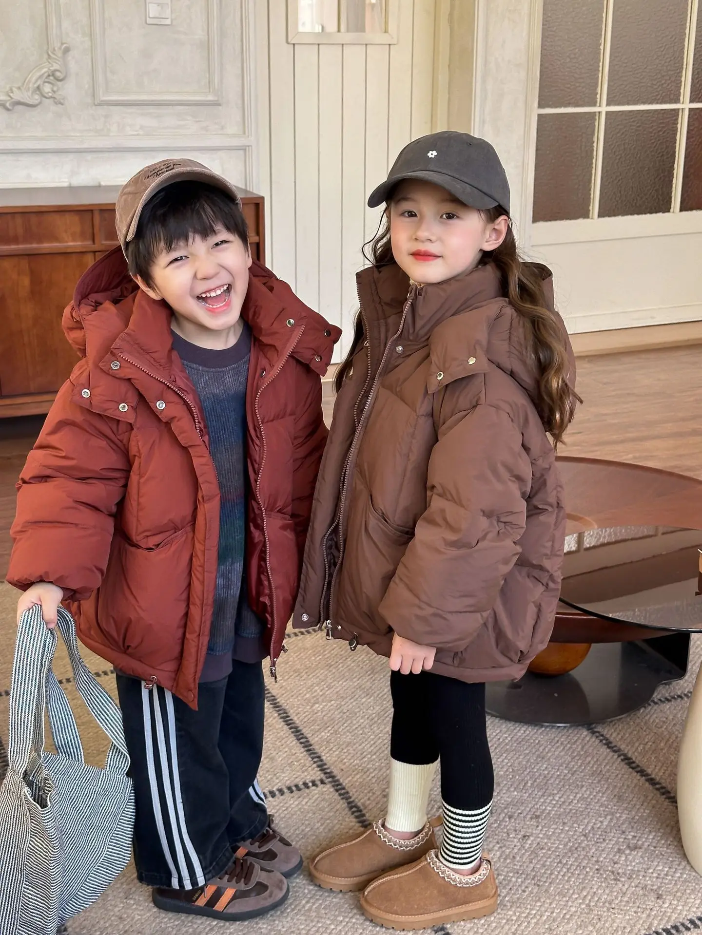 

Boys Girls Down Jackets Winter White Duck Down Warm Solid Hooded Coat Children Zipper Casual Loose Puffer Outerwear 5-12Y
