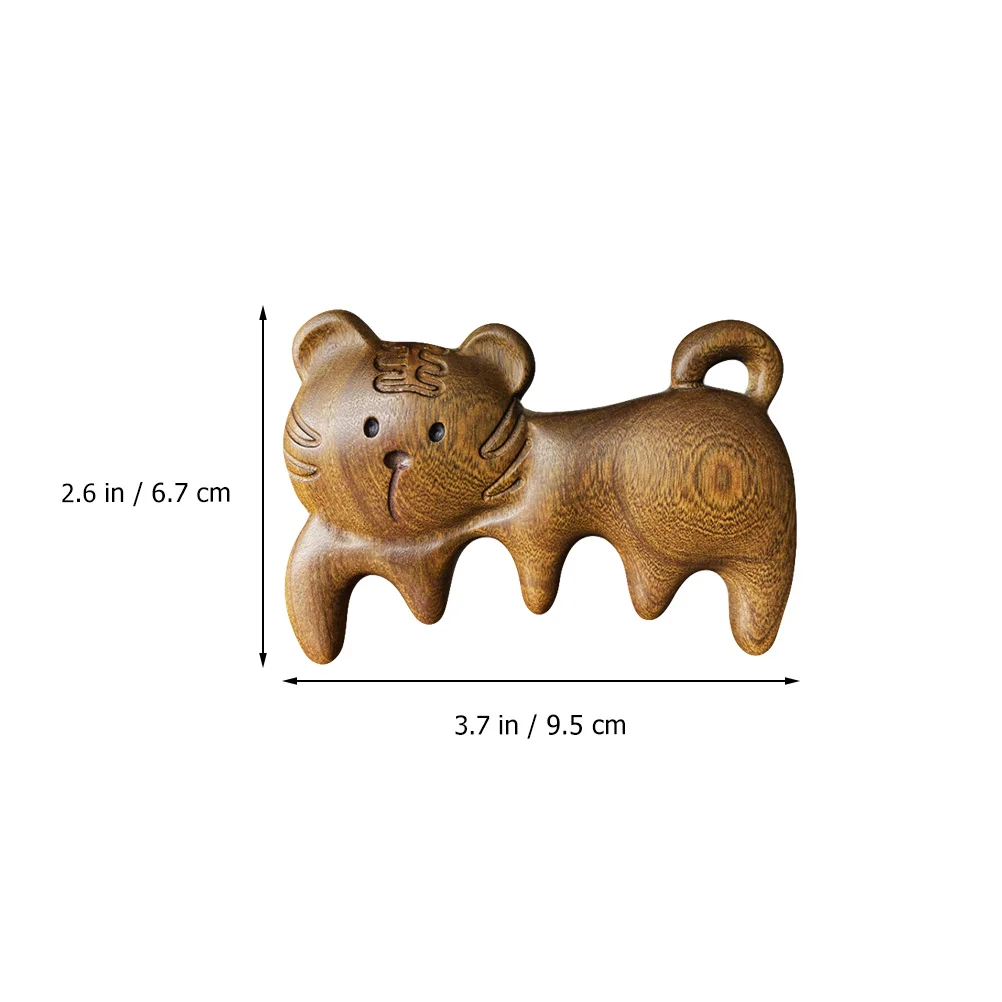 

Деревянная расческа для волос с широкими зубьями. Массажер для кожи головы из натурального палисандра для блеска и удобного захвата. Необходимо для ежедневного использования.