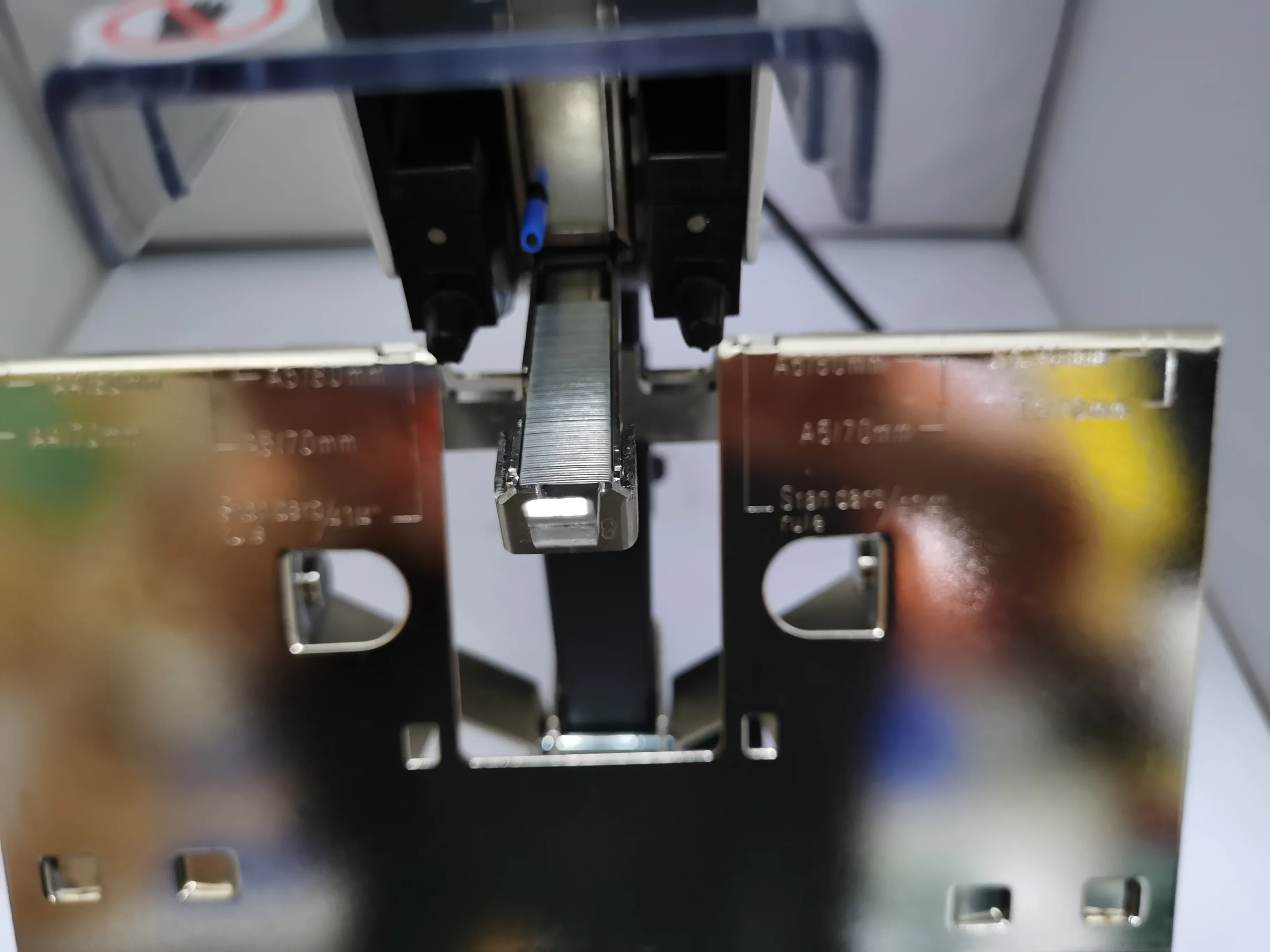 106 cucitrici a livello elettrico per carichi pesanti/cucitrici a sella, cucitrice doppia per carichi pesanti, punto sella, cucitrice automatica per file di carta