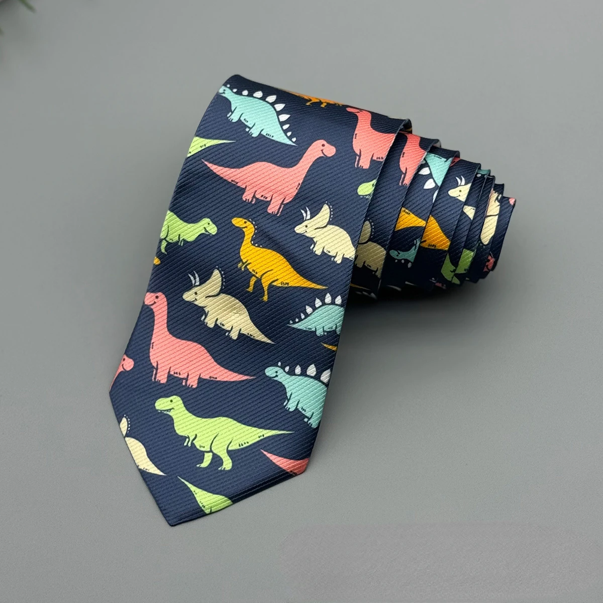 Corbata de cuello de mano con estampado de dinosaurio para hombre, ropa Formal, corbata informal, accesorios de camisa de fiesta de rendimiento, regalos para hombres, corbatas