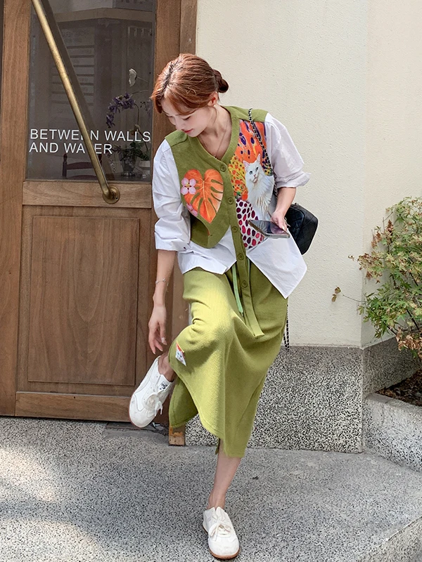 

Fashionable Cartoon Print Shirt And Skirt Set Women's Early Spring Autumn Slimming Two-Piece Ensemble High Waist Loose Fit