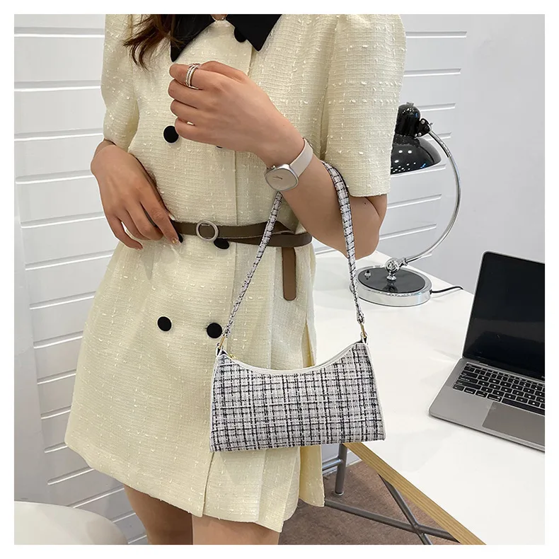 Damen-Unterarmtasche mit minimalistischem Gittermuster, modische High-End-Design-Umhängetasche, lässige, vielseitige Geldbörse für den Pendelverkehr – Detail 14