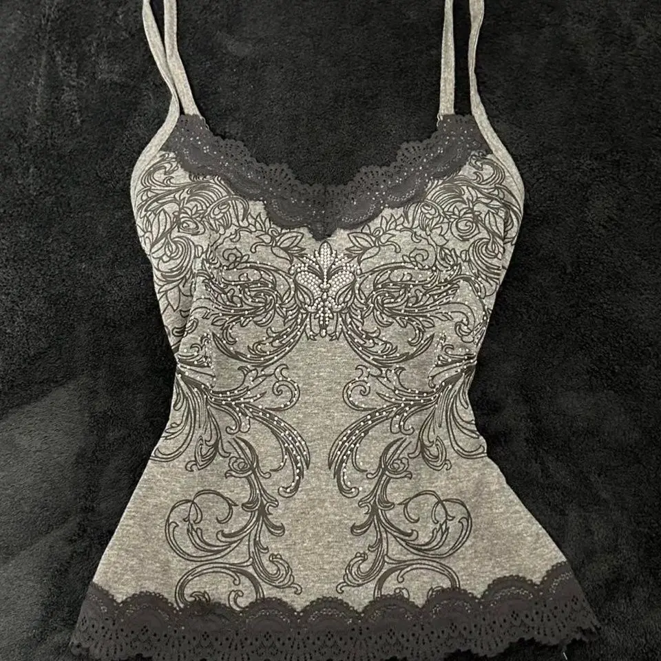 American vintage gothic-style butterfly-stitched diamond-print halter top women featuring slimming waist design curvaceous Y2K