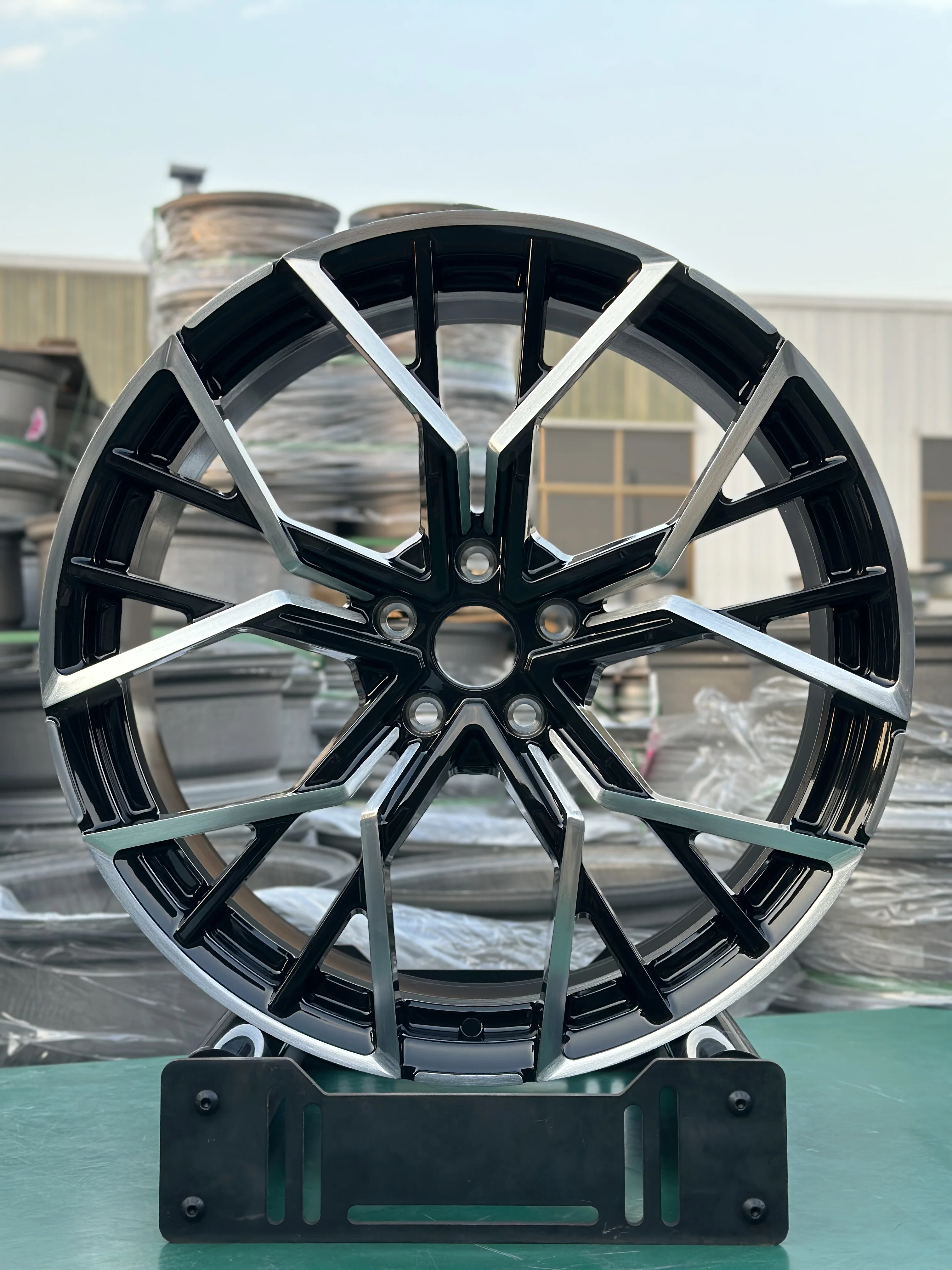 Multi Colour 16 17 18 19 20 21 22 23 24 Inch Forged Wheel 5x112 5x114.3 5x120 Aluminum Alloy Rim