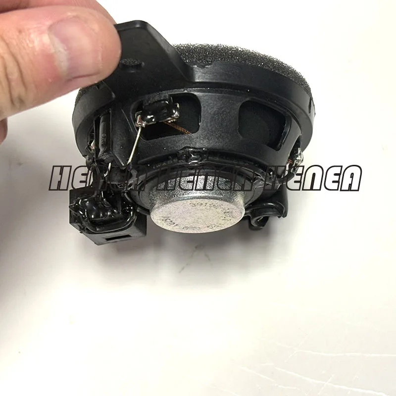 Benfa Brand New Genuine Dashboard Middle Speaker 39102-68HC0 For