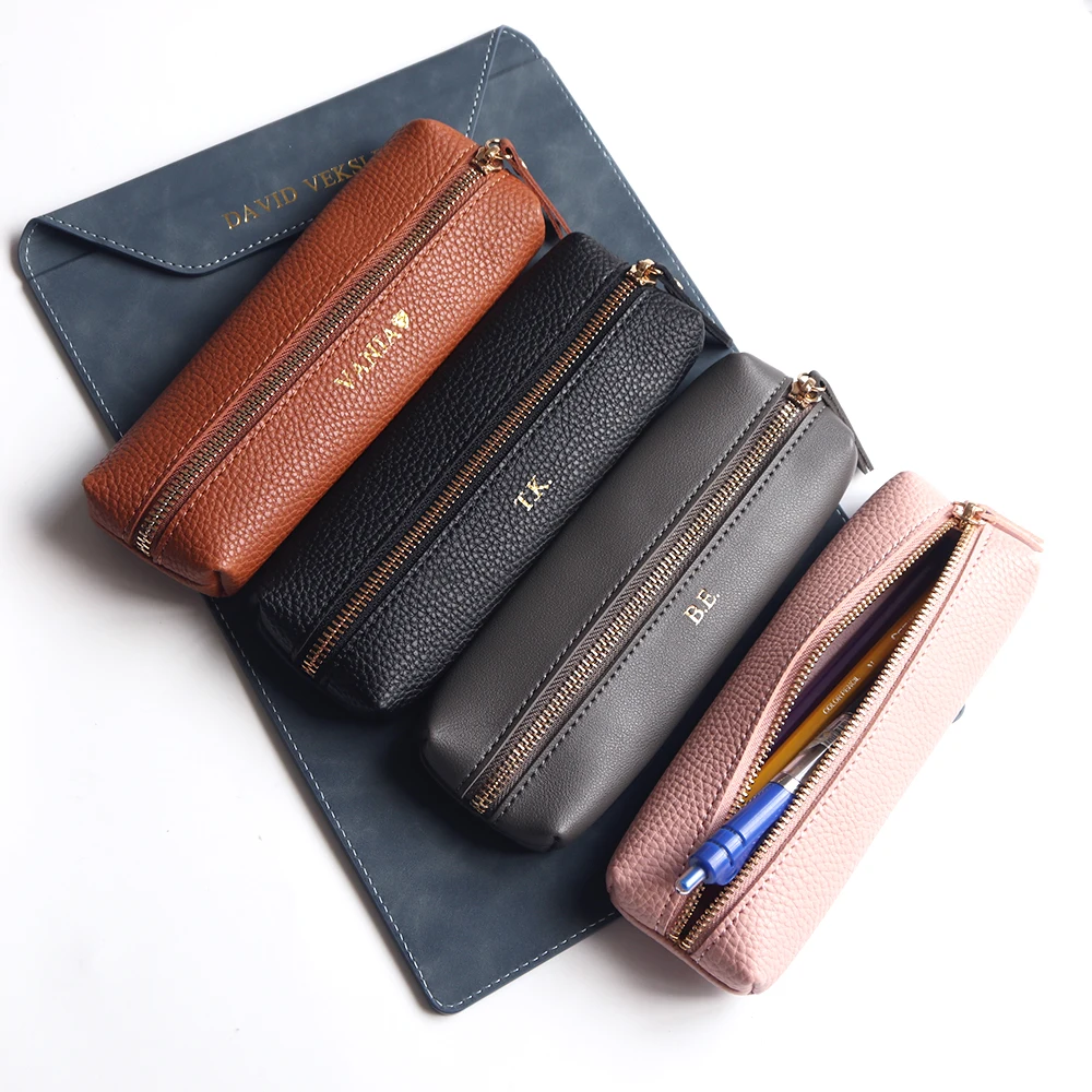 Benutzerdefinierte Name Leder Federmäppchen Business School Student Reißverschluss Stifttasche Großhandel Kosmetiktasche Aufbewahrungstasche Personalisiertes Mini-Geschenk – Detail 4