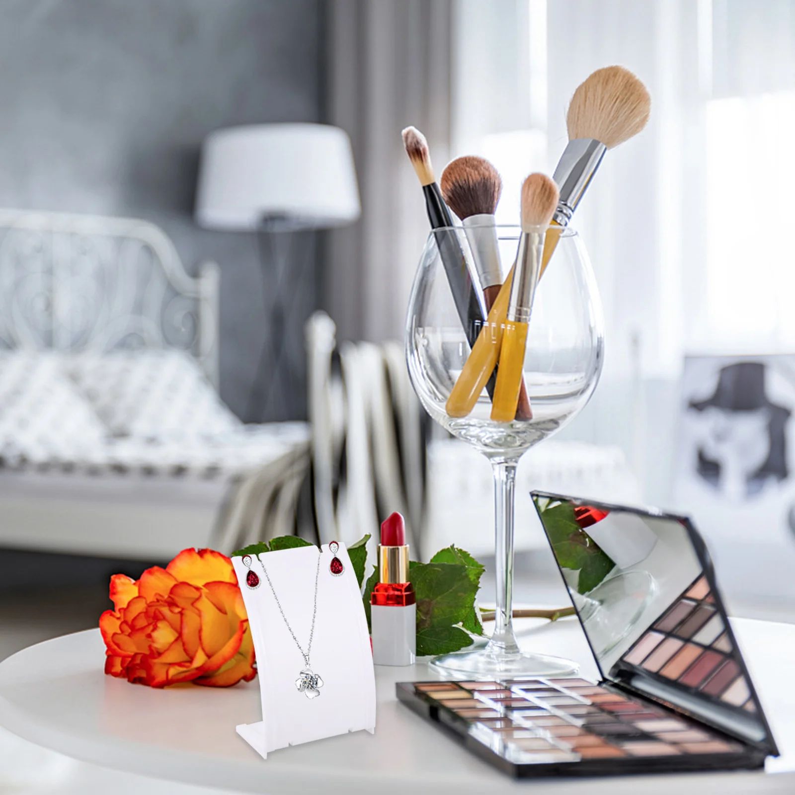 حامل عرض القرط ABS البلاستيك رف عرض المجوهرات للأقراط والقلائد المنظم مضمد الغرور القرط الرف