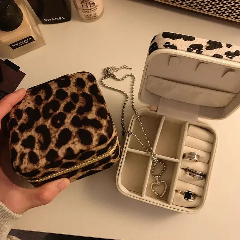 ليوبارد طباعة صندوق مجوهرات السفر المحمولة مربع القرط قلادة حلقة حقيبة للتخزين حامل مُنظِم المجوهرات الجلدية