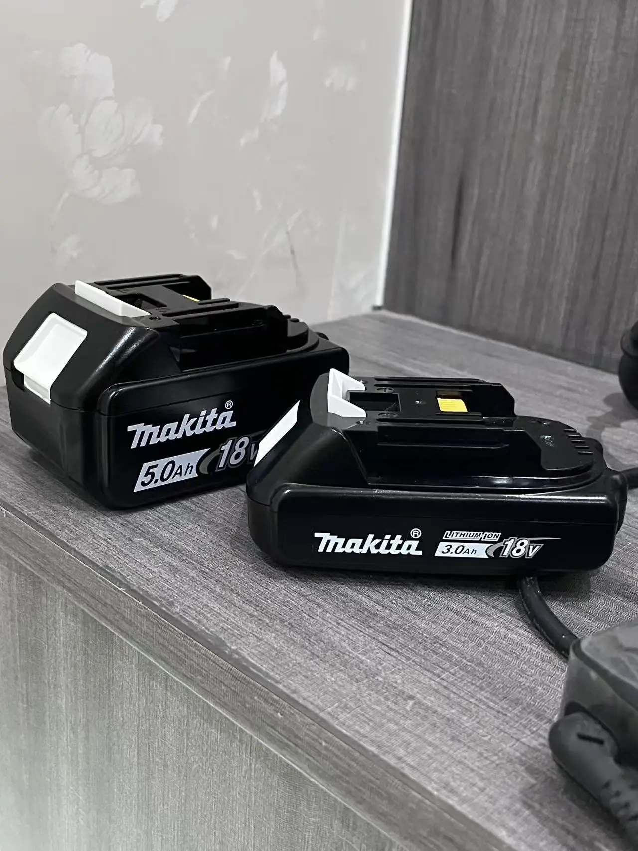 

18V 100% Genuine/Original Makita 18v 3/5/6/9Ah for makita tools drill battery bl1850b BL1850 bl1860 bl 1860 bl1830 bl1815 LXT400