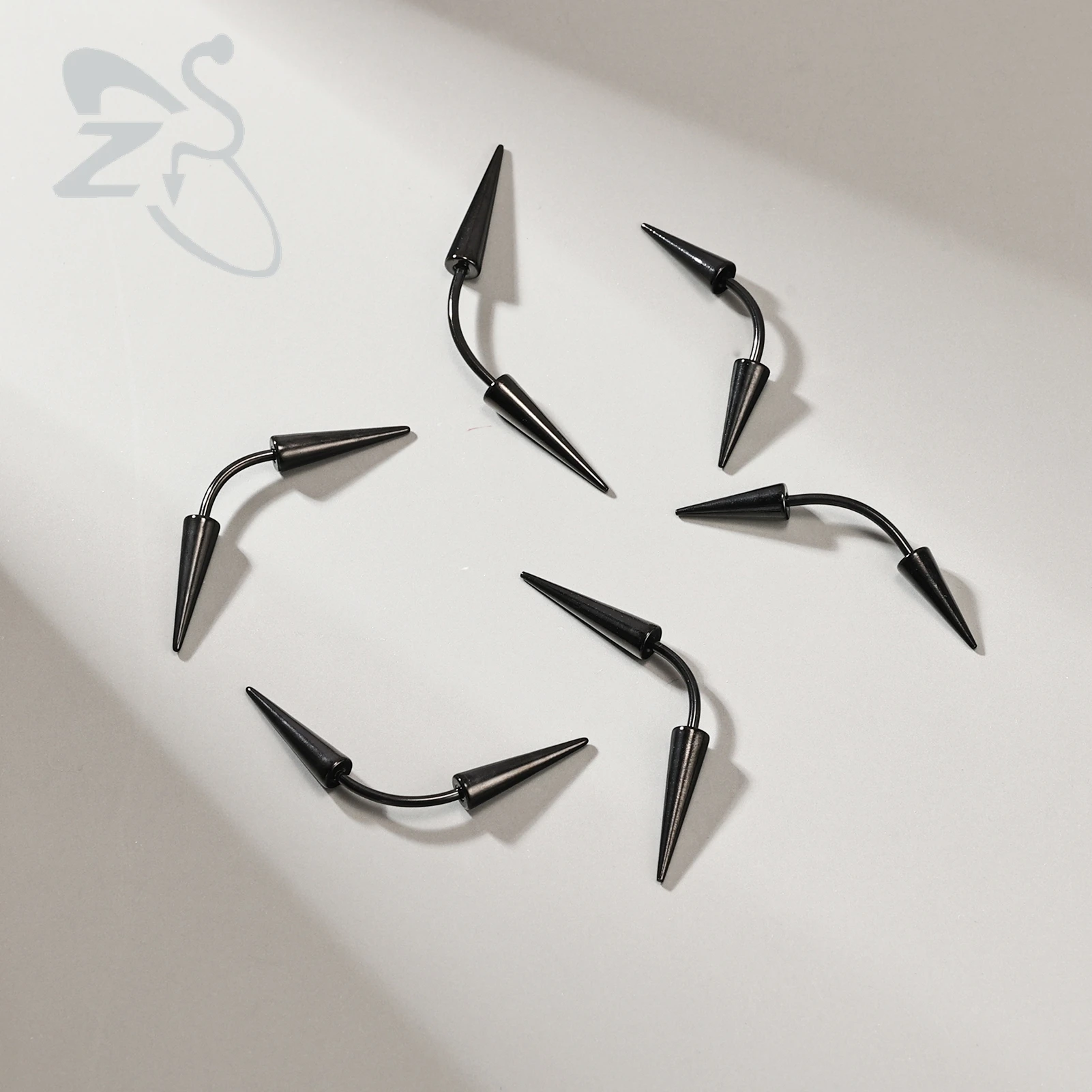 ZS 3Pcs/lot Spike Bridge Piercing Stainless Steel Eyebrow Ring External Thread Cartilage Earring Black Color Labret Piercing 16G