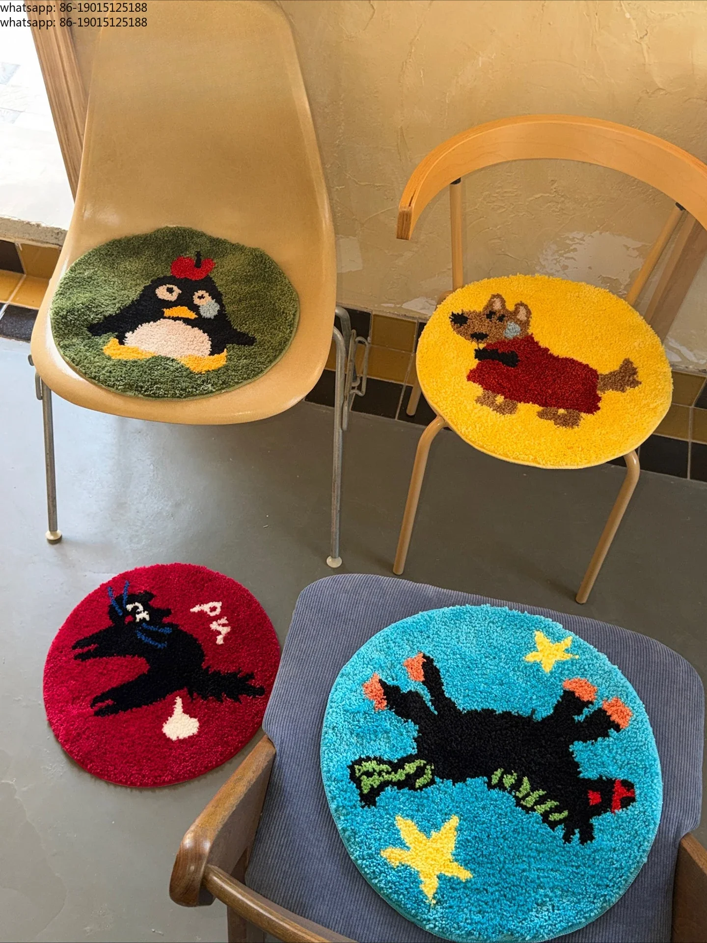 Round seat cushion Cartoon animal warm butt cushion Plush non-slip seat Dining chair floor