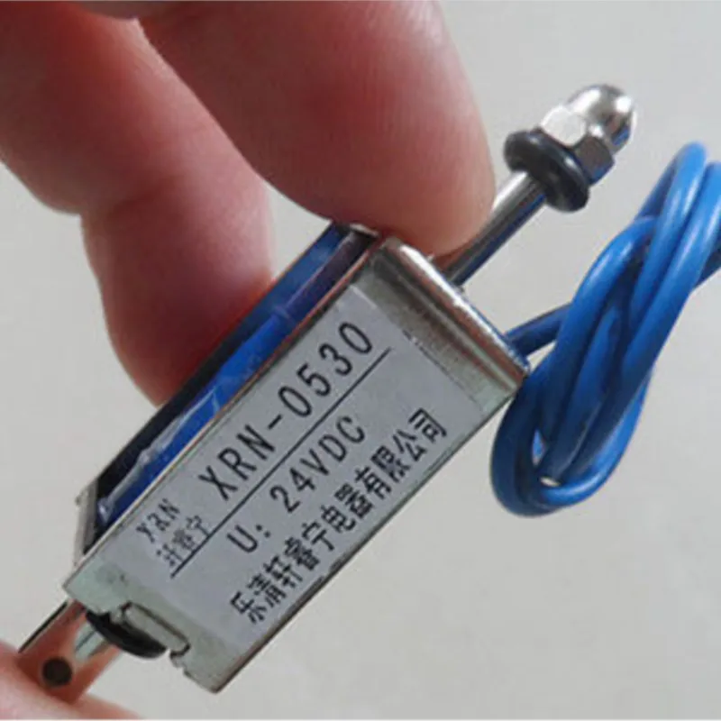 tracao-dc-pequena-empurrando-o-eletroima-xrn-0530-dc12v-24v-dois-modelos