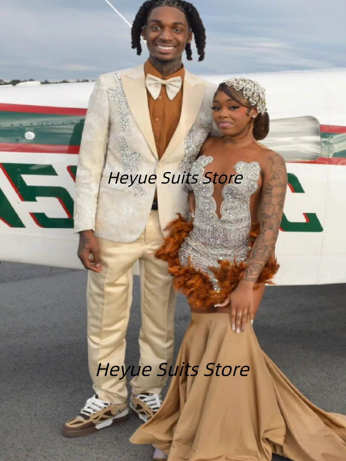 

Customized Luxurious Groom Wedding Tuxedos Shiny Gorgeous Rhinestone High-end Men Suits Formal 2Pieces Sets Jacquard Ropa Hombre