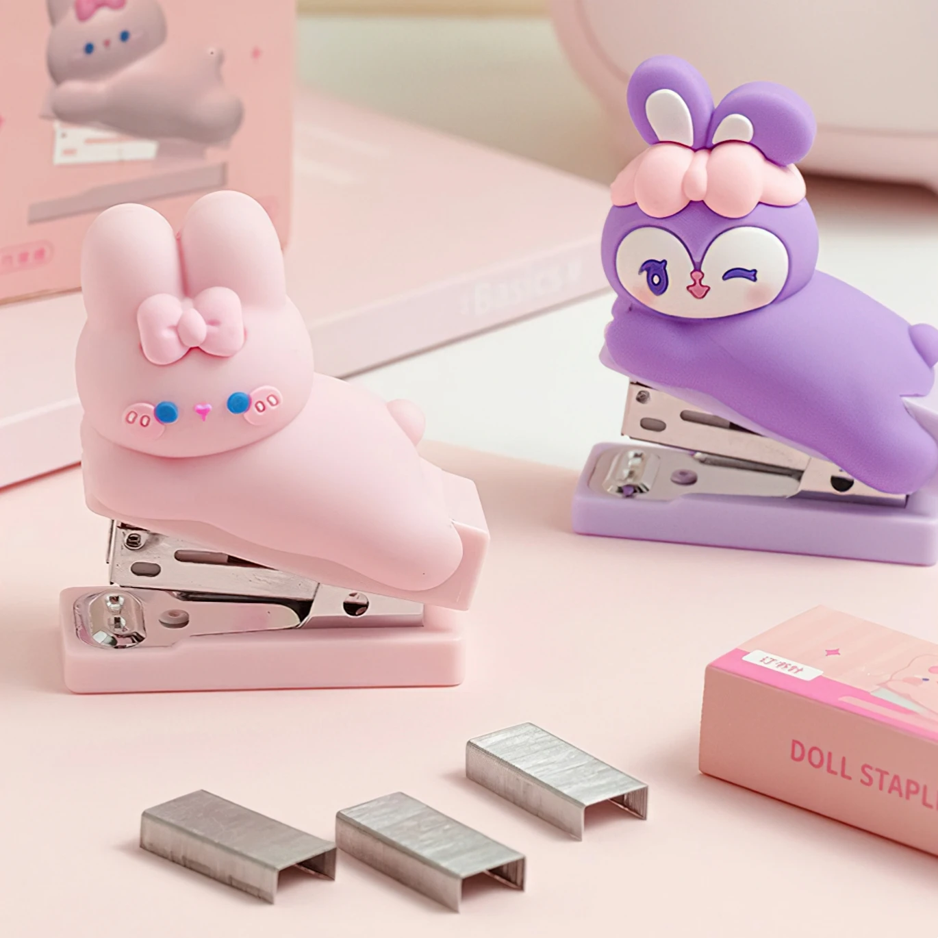 Mini Doll Stapler 400pcs 24/6 Staples Set Cartoon Capybara Bear Rabbit Duck Portable Binder Office Binding Tools School A7713