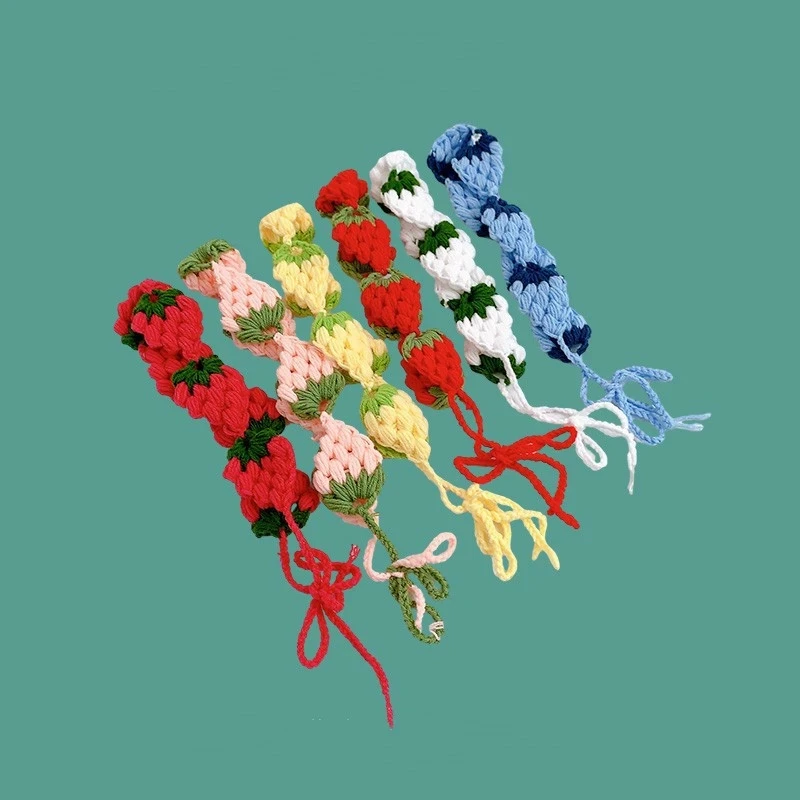 Original-Design Handgestricktes Farbblockiertes Erdbeer-Stirnband für Frauen, Personalisiertes Haarband Kopftuch Mütze Trendig – Detail 6