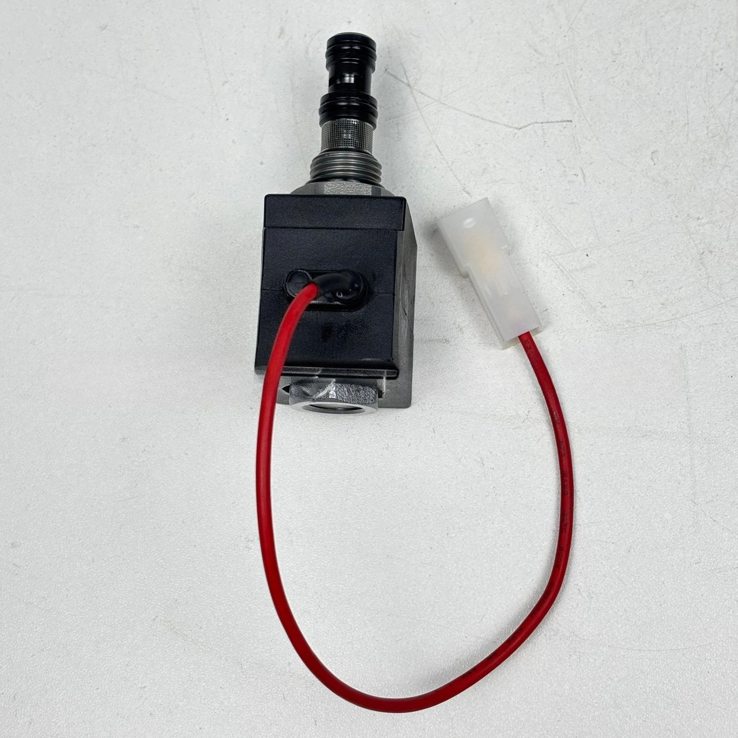 For Sole noid Valve 81870291 139307A1 for Case