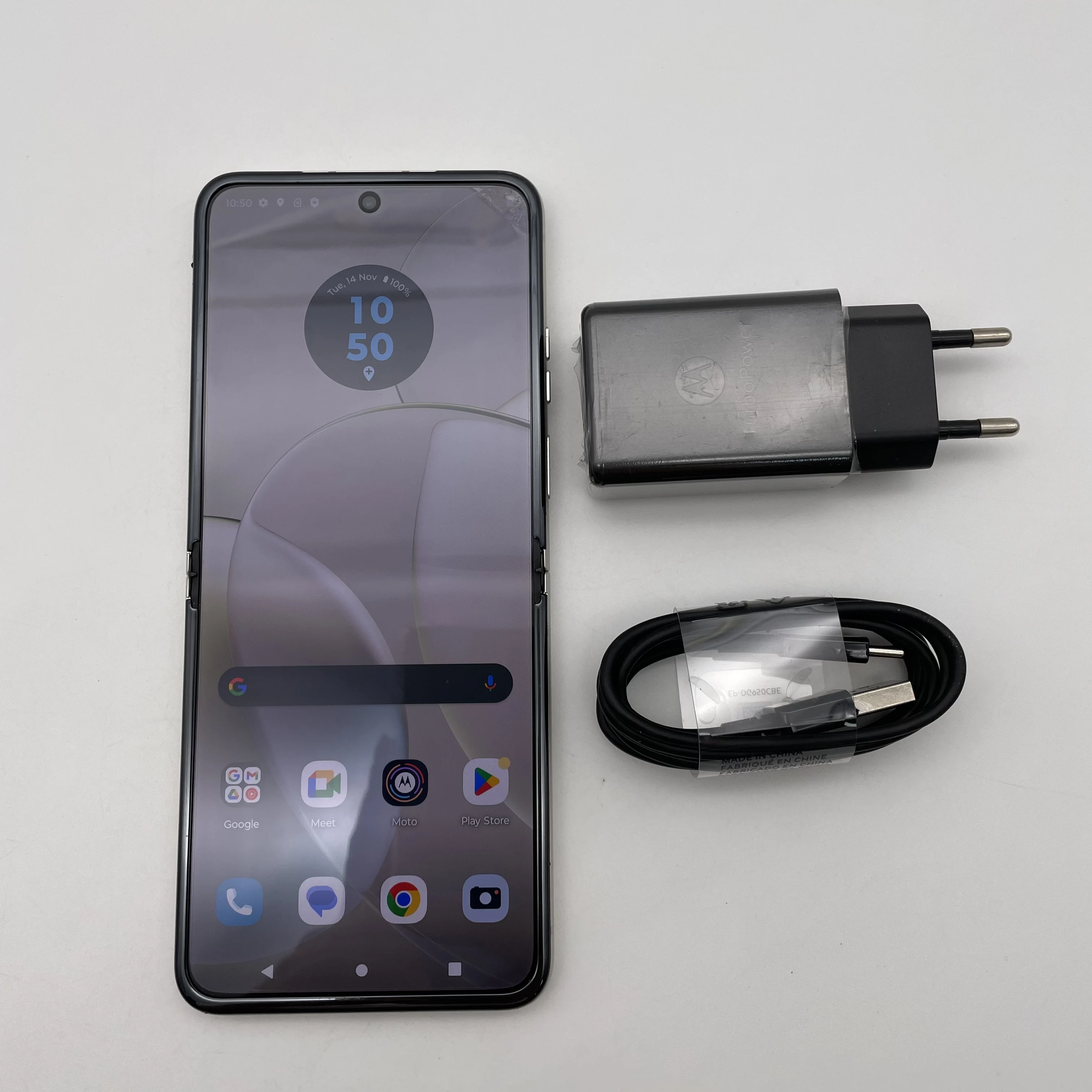 هاتف موتورولا رازر 40 5G XT2323 الذكي وحدة المعالجة المركزية كوالكوم سنابدراجون 7 Gen1 شاشة 6.9 بوصة بصمة أندرويد 13 هاتف مستعمل