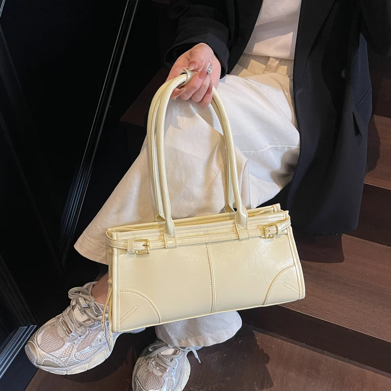 MOODS Belt Buckle Design Shoulder Bags For Women 2024 New Luxury Designer Pureses And Handbags Pure Color Large Capacity Shopper
