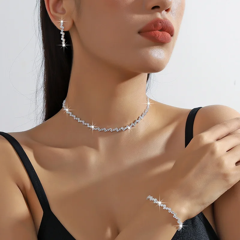 Women\'s Fashion Copper Claw Chain Sunflower Necklace Earrings Bracelet Jewelry Set Wedding Banquet Party Holiday Gift