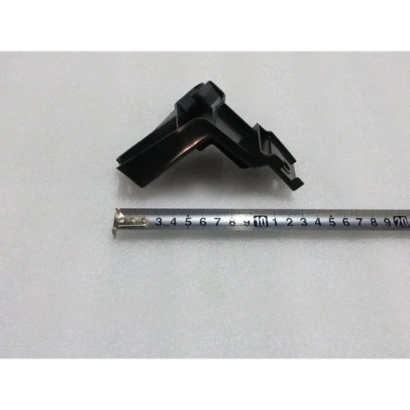 

Нижний кронштейн заднего бампера Крепежный кронштейн заднего бампера для BYD S7 Tang