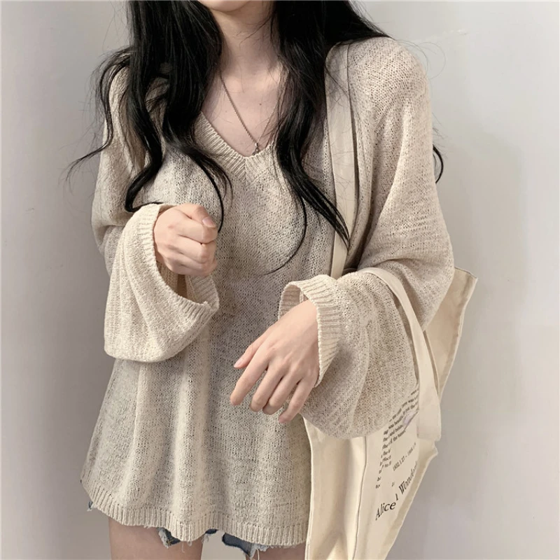 V-neck Knitwear Women Design Niche 2023 Fall New Solid Color Tops Loose Lazy Style Long-sleeved Thin Pullovers Female