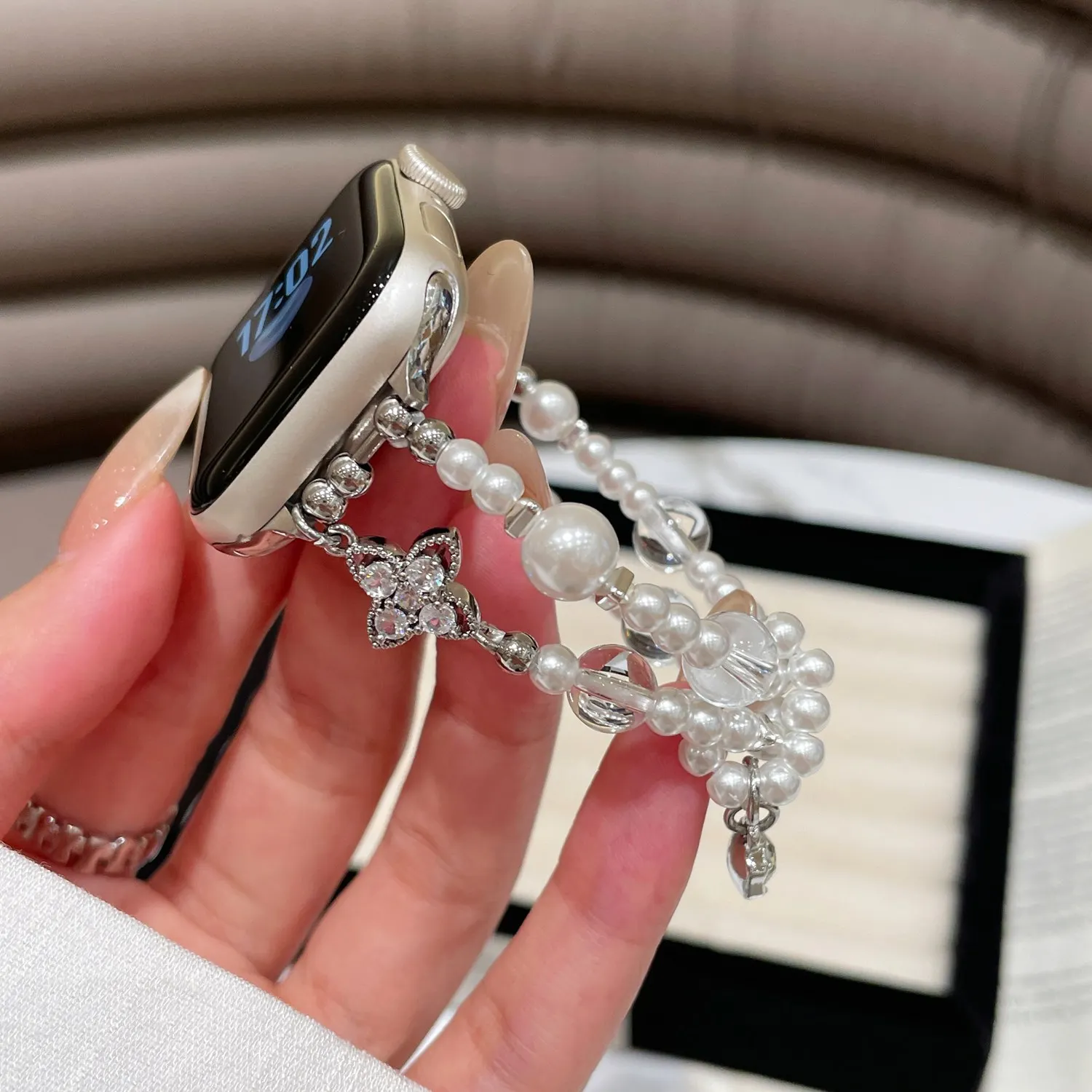 Superior Diamond shaped metal strap For Apple Watch band women Series S11/10/7/6/5/9 40mm 41mm 42mm 44mm 45mm 46mm Strap