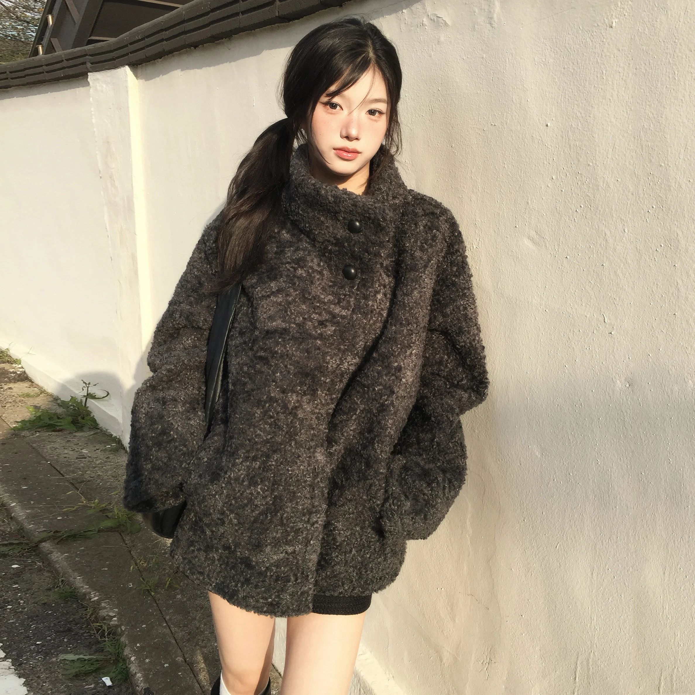 

Women's Chic Vintage Stand Collar Warm Loose Fur Leather Inteated Autumn Winter Outerwear Long Sve Woolen Coat