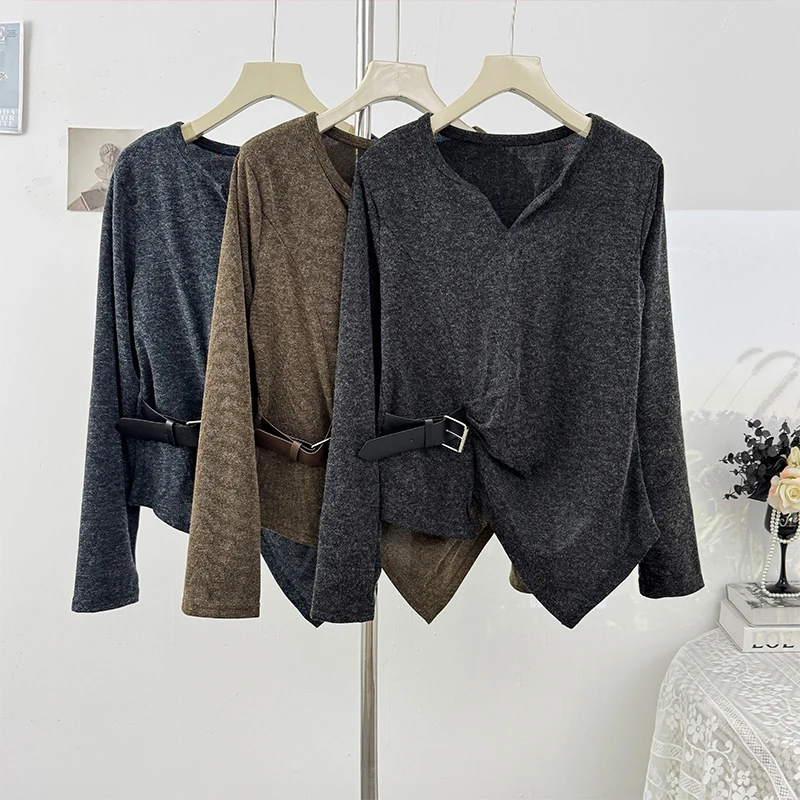 

Women Irregular V-neck T-shirt Autumn Korean Style Design Sense Belt Slim Fit Knitted Tops Female All-match Pullovers