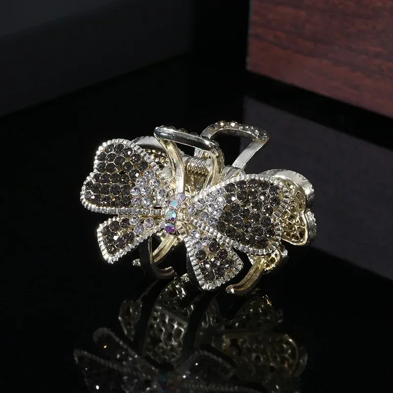 Small Rhinestone Hair Claw Retro Women Girls Diamond Flower Crab Clip Small Size Hairpins Hair Crab Girls Hair Style Accessories