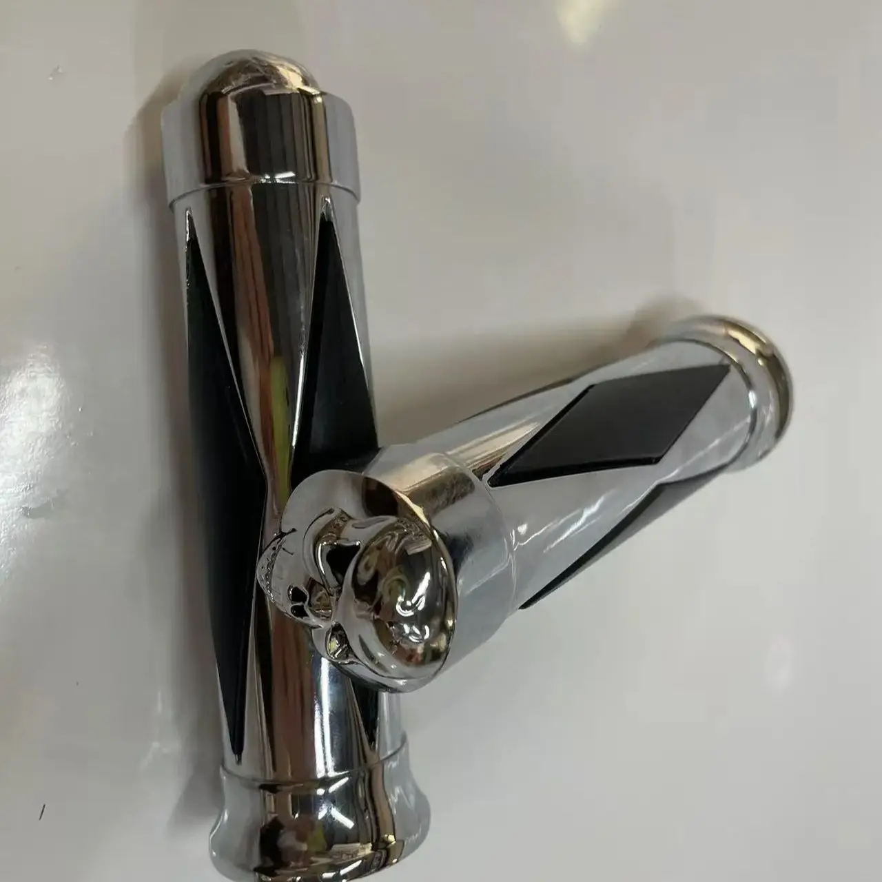 

Motorcycle Handlebars Hand Grips 1" 7/8'Accessories Rubber Handle Bar Throttle Non-slip for Harley Honda Yamaha Suzuki Kawasaki