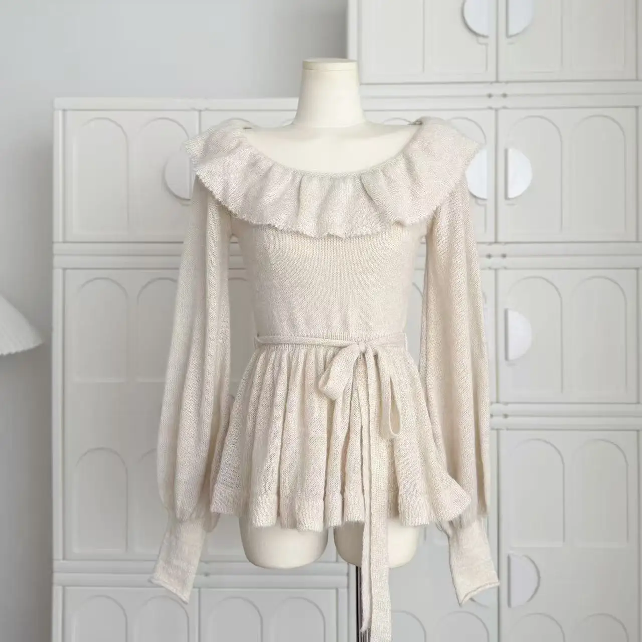 

Топ с открытыми плечами, новинка 2025, сексуальный облегающий свитер с длинными рукавами, элегантная женская туника с рюшами по подолу, облегающая модная верхняя одежда Y2K