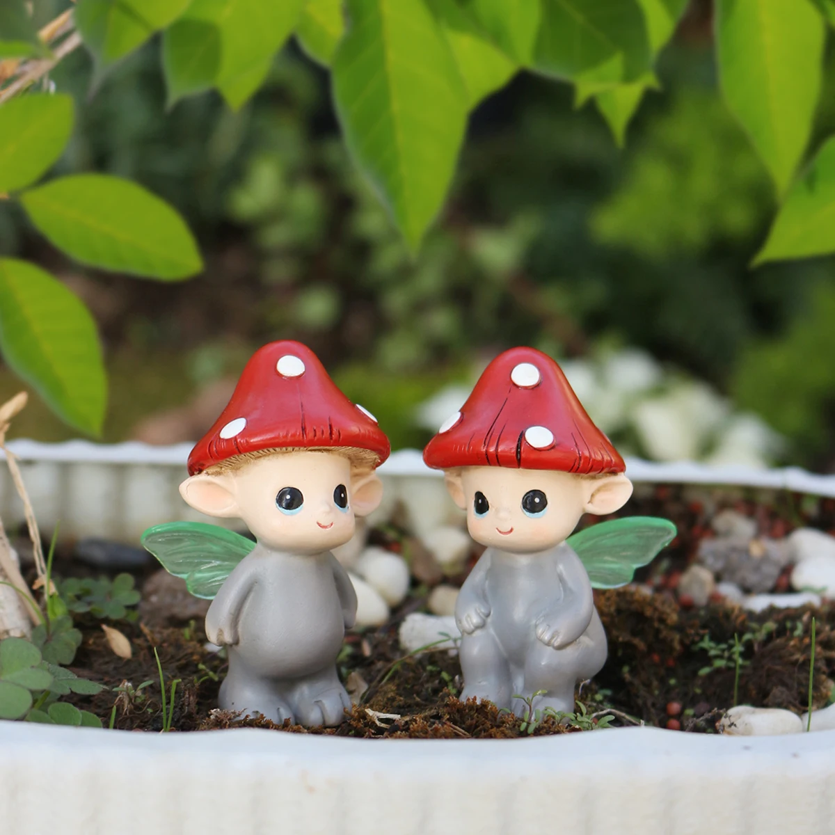 2個入り 蛍光翼キノコエルフ、庭の盆栽キノコエルフオーナメン - Bonsai Garden Ornaments のレビューと価格