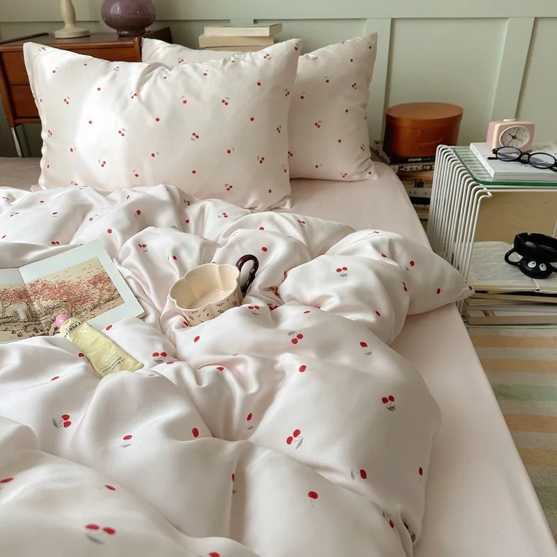 1pc Skin-Friendly Printed Ice Cooling Duvet Cover – Soft, Breathable, Cooling Quilt Cover for All Seasons (Without Pillowcase)
