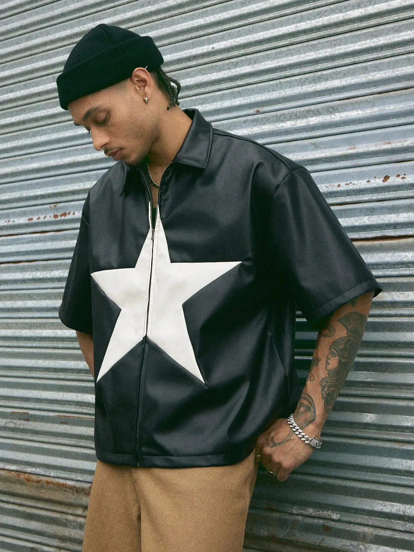 

Men's Front Zipper Star Graphic PU Leather Loose Short Sleeve Shirt, Streetwear Style