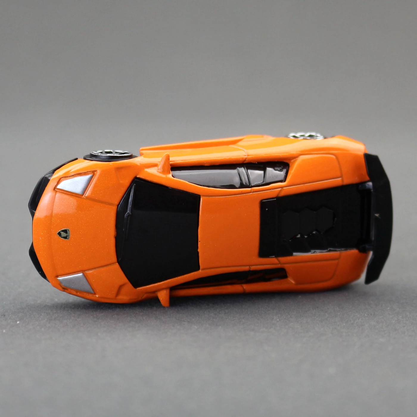 Rmz city 1:64 rodas grátis modelo de carro de brinquedo em