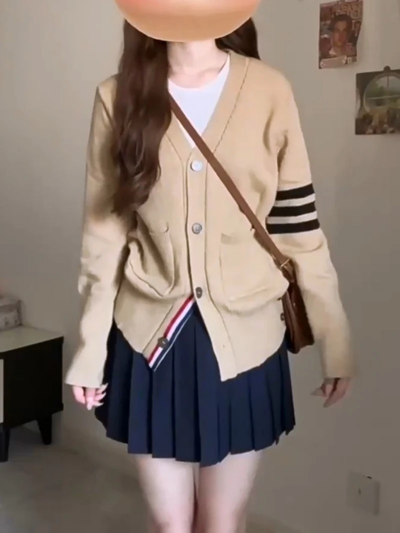 

Женский вязаный кардиган, осенний полосатый трикотаж, популярный корейский женский кардиган с карманом, пальто с длинными рукавами, осенняя верхняя одежда 2025