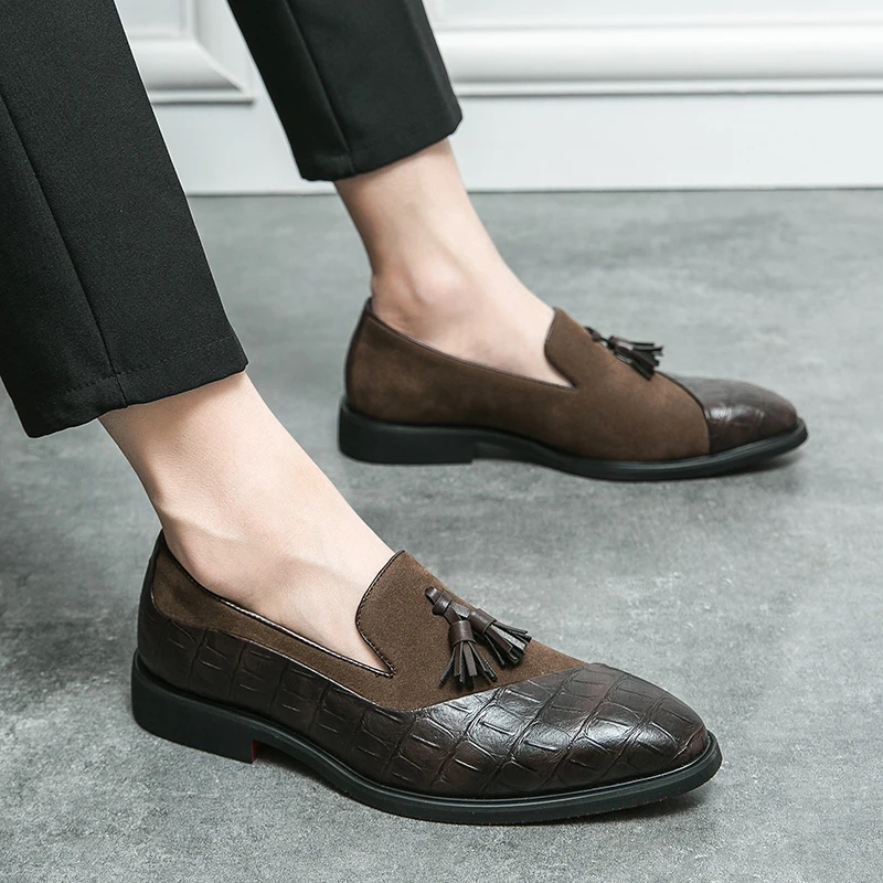 British Style New Autumn Men Comfortable Frosted Leather Casual Loafers Fashion Brand Mens Breathable Tassel Stitched Boat Shoes