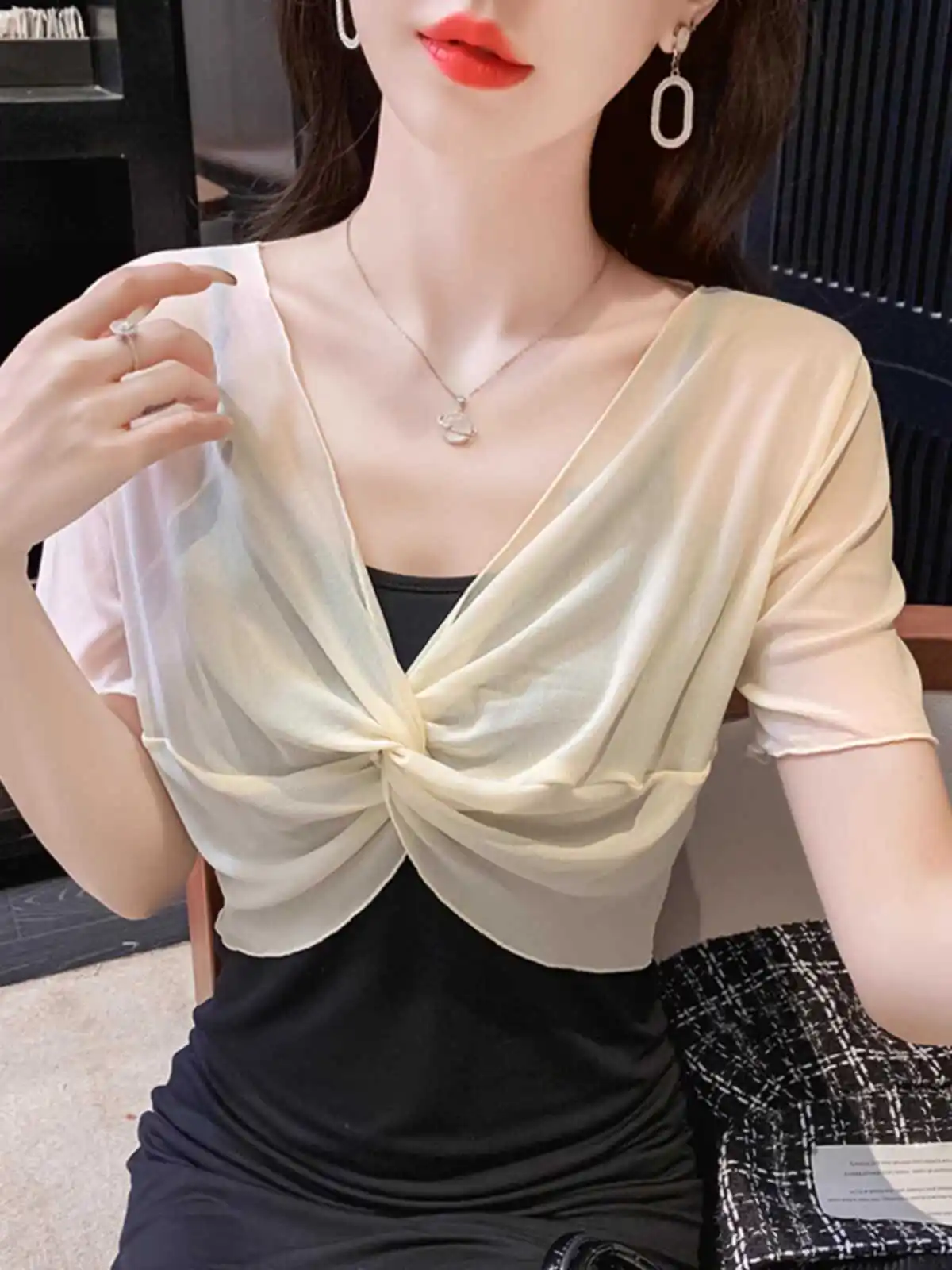 

Women's ort Sve Me Base irt Knot Design Summer New Sle with Strap Skirtoulder Air Conditioner TopT-irt Upper Body