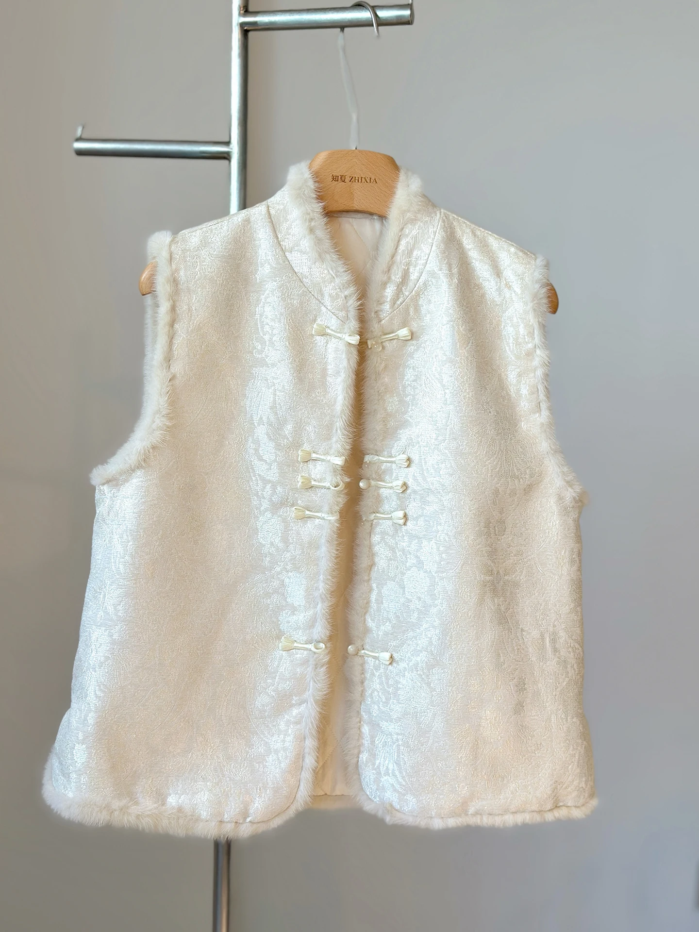 New Chinese Style White Jacquard Quilted Vest Women's Autumn and Winter High-Grade Elegance Sleeveless Waistcoat Cotton