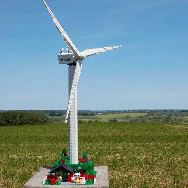 

Creative Series Vestas Wind Turbine Building Blocks 844 Pieces Electric Windmill Generator Model 10268 Building Toy