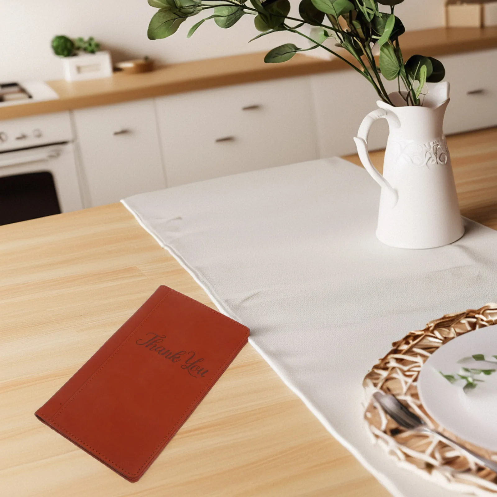 

PU Guest Check Bill Holder Restaurant Tip Folder Lightweight Check Presenter Card Holder for Servers Cafe Bar Use