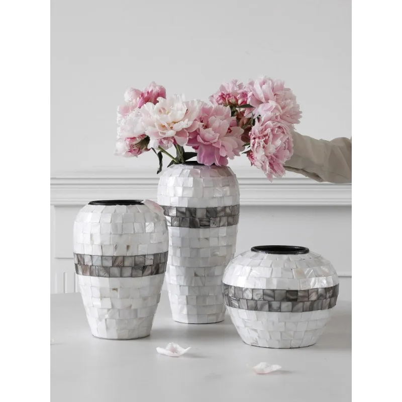 

Advanced sense can be filled with water, natural colorful shell vase, European ceramic decorative ornament, guest restaurant cou