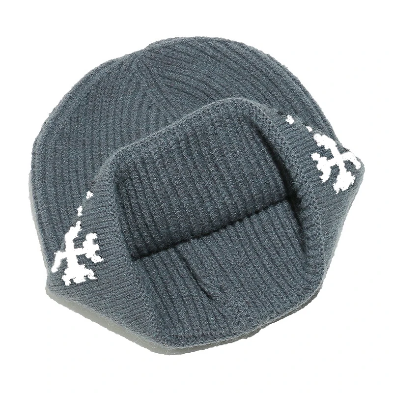 Beanie mit Alien-Print – weiche, warme Strickmütze für Damen, stilvolle, dehnbare Slouchy-Mütze für Freizeit und Reisen – Detail 2